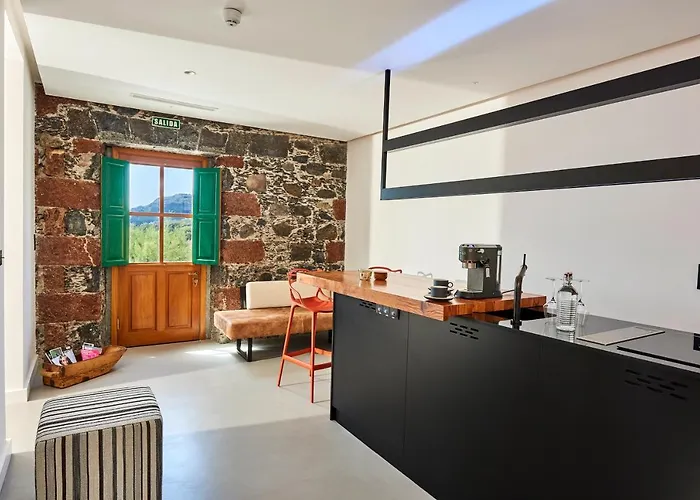 Lighthouse On La Palma Island 公寓式酒店 4*
